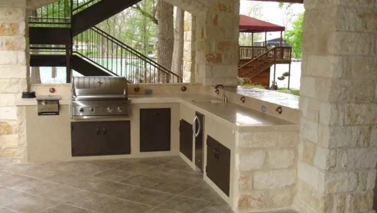 How To Choose The Right Outdoor Island Design For Your Backyard